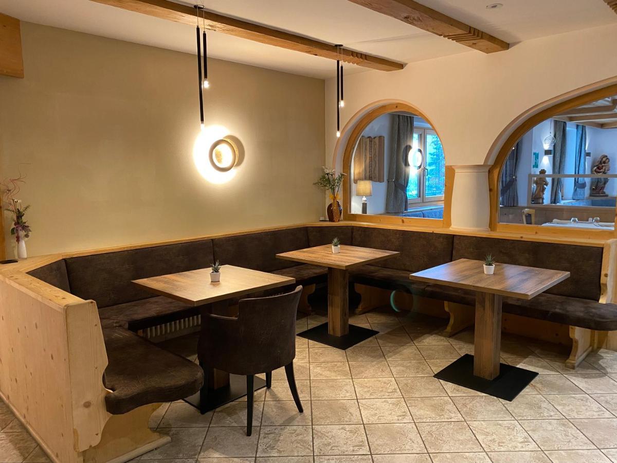 Hotel Ronce Urtijëi Dış mekan fotoğraf