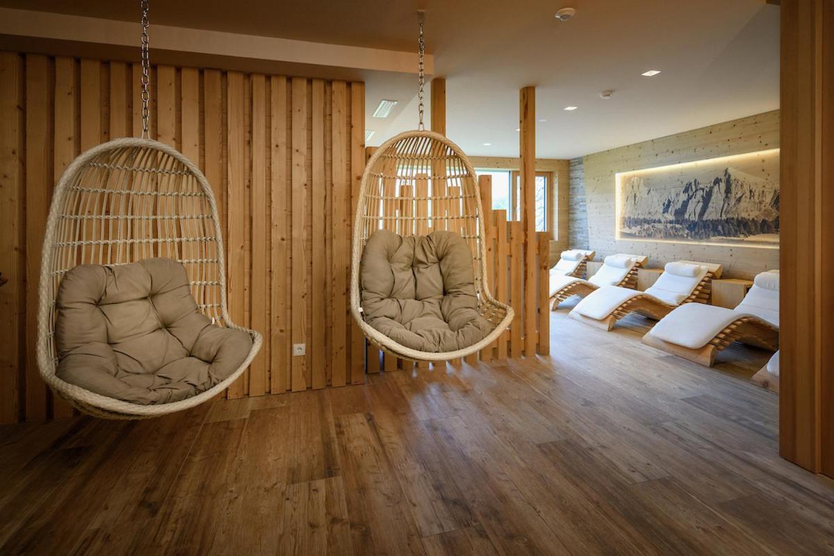 Hotel Ronce Urtijëi Dış mekan fotoğraf