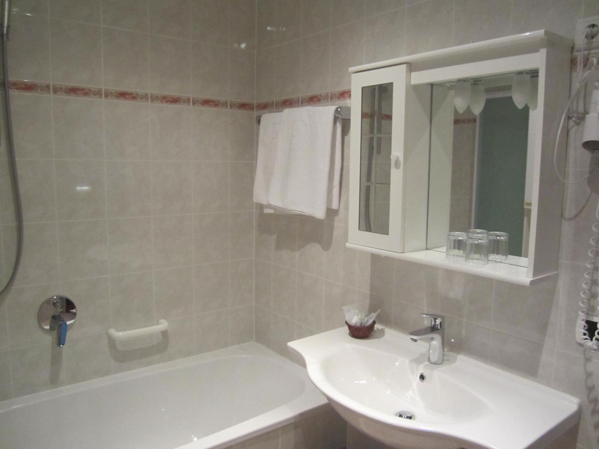 Hotel Ronce Urtijëi Oda fotoğraf